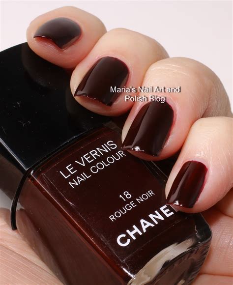 The Hottest Nail Polish: Chanel Vamp/Rouge Noir .